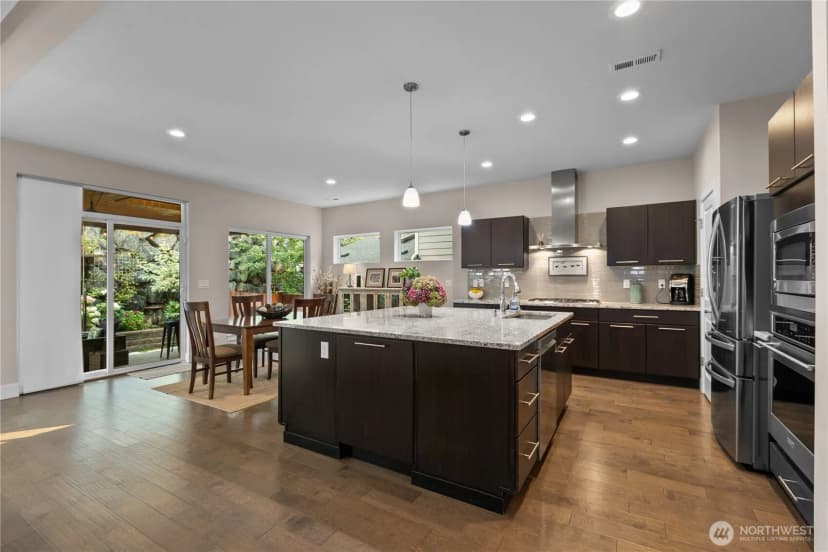 Property photo for 6010 155th Street Sw, Edmonds photo 8