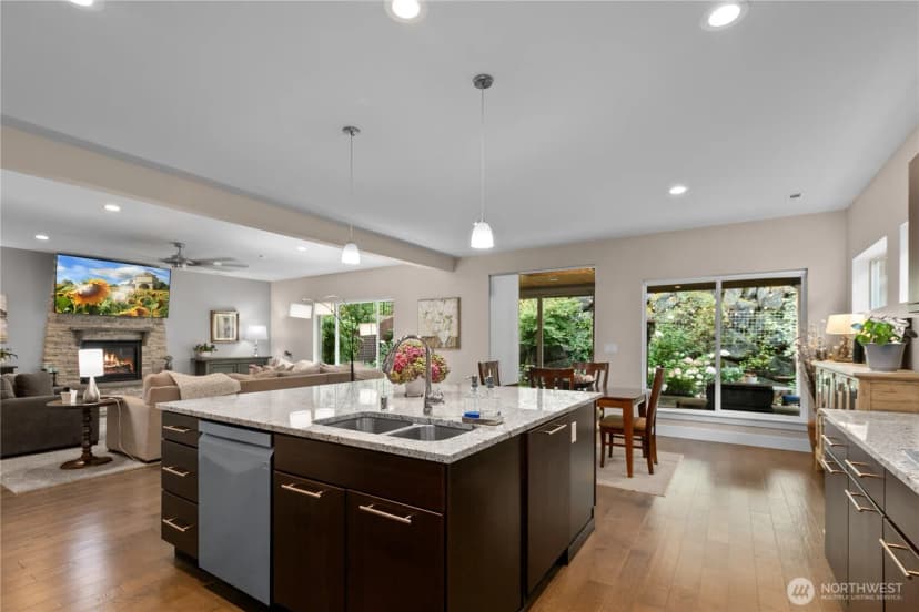 Property photo for 6010 155th Street Sw, Edmonds photo 9