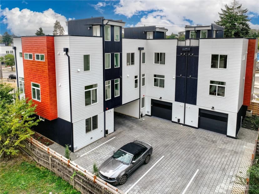 Property photo for 7558 43rd Avenue S, Seattle photo 25