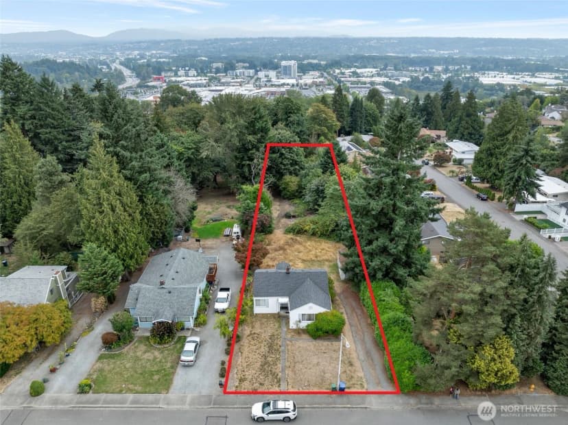 Property photo for 16226 51st Avenue S, Tukwila photo 10
