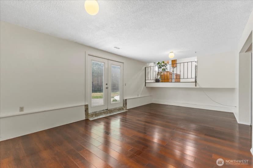 Property photo for 21423 122nd Place Se, Kent photo 11