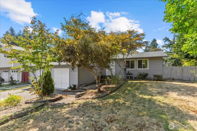 Property photo for 21423 122nd Place Se, Kent photo 2