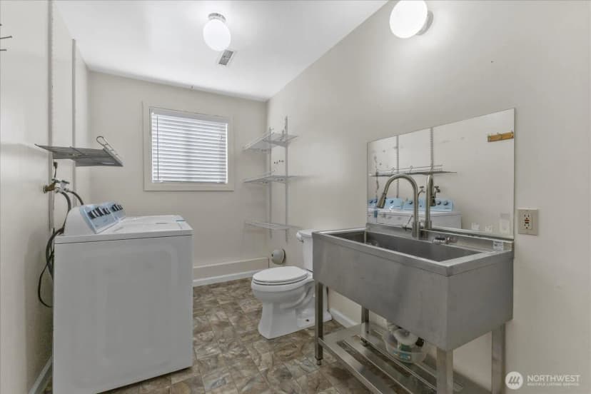 Property photo for 21423 122nd Place Se, Kent photo 14