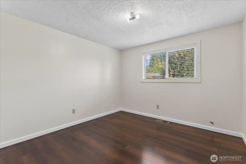 Property photo for 21423 122nd Place Se, Kent photo 15