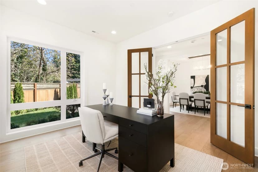 Property photo for 11608 Se 47th Place, Bellevue photo 20