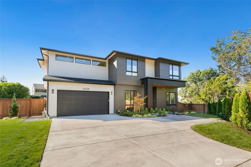 Property photo for 11608 Se 47th Place, Bellevue