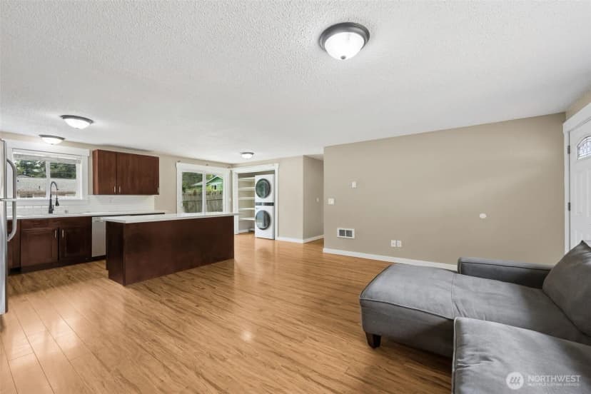 Property photo for 11735 Carter Avenue Sw, Port Orchard photo 8