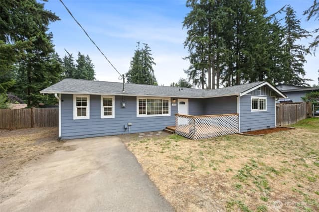 Property photo for 11735 Carter Avenue Sw, Port Orchard photo 3