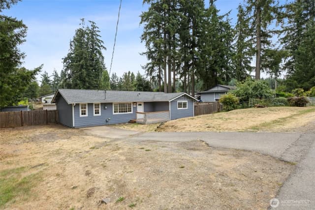 Property photo for 11735 Carter Avenue Sw, Port Orchard photo 2