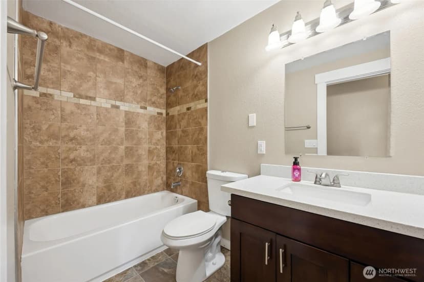 Property photo for 11735 Carter Avenue Sw, Port Orchard photo 16