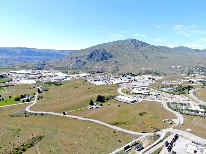 Property photo for 30 Isenhart Road, Chelan photo 3