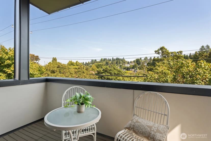 Property photo for 2767 59th Avenue Sw, Seattle photo 30