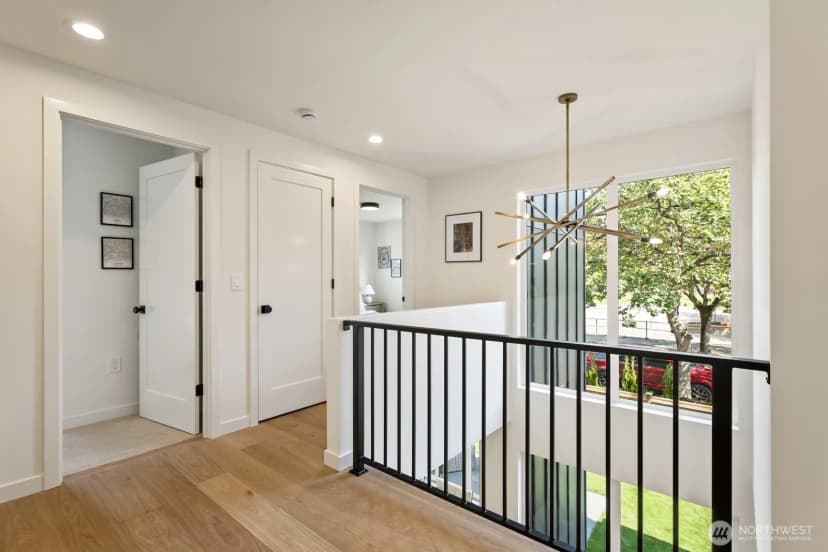 Property photo for 2767 59th Avenue Sw, Seattle photo 17