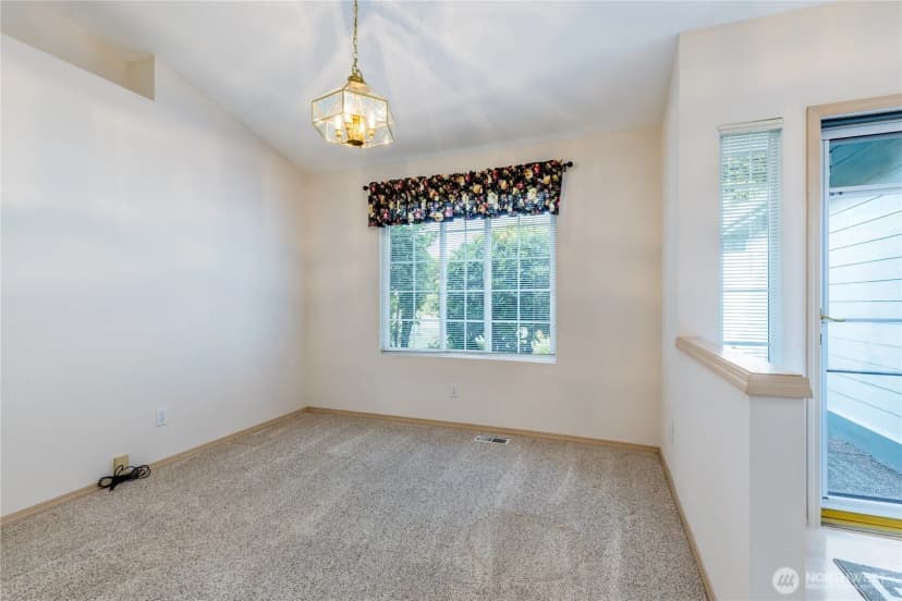 Property photo for 26824 115th Place Se, Kent photo 4