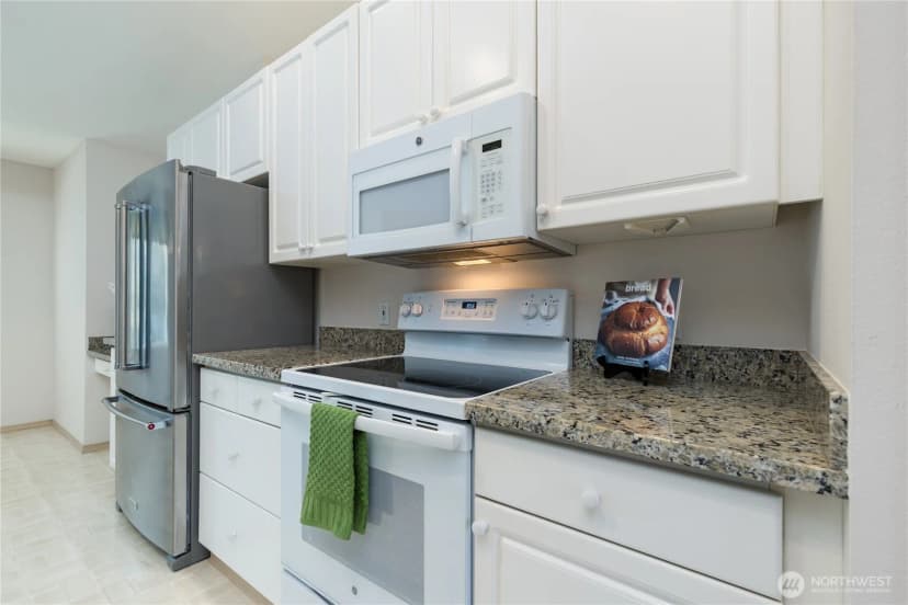 Property photo for 26824 115th Place Se, Kent photo 13