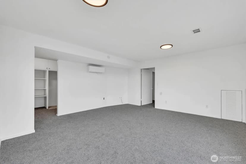 Property photo for 21027 7th Place S, Des Moines photo 28