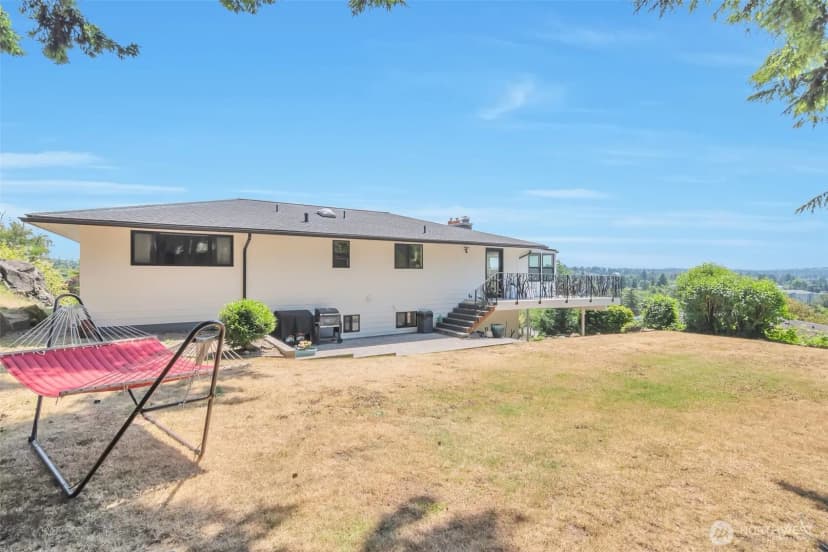 Property photo for 21027 7th Place S, Des Moines photo 30