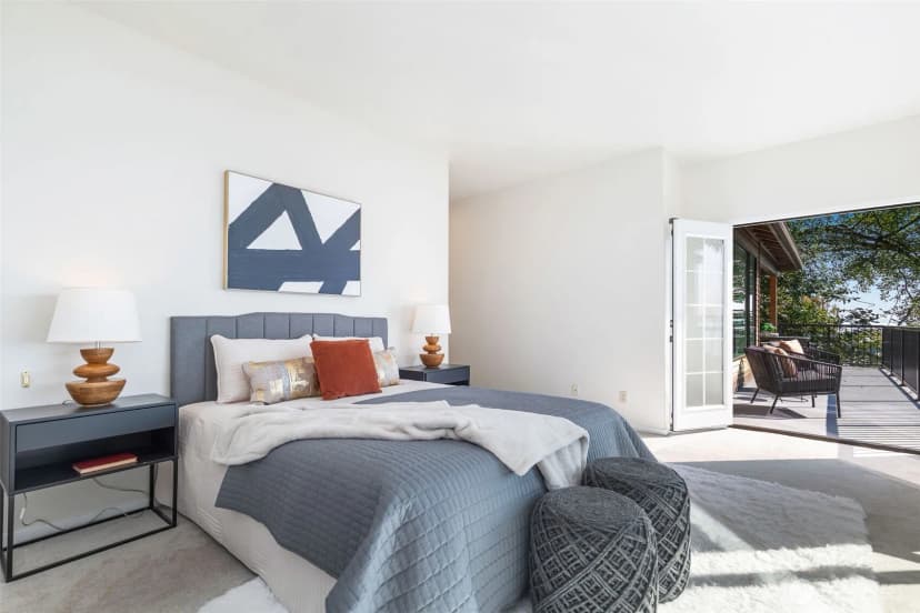 Property photo for 5225 Sw Jacobsen Road, Seattle photo 19