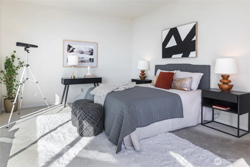 Property photo for 5225 Sw Jacobsen Road, Seattle photo 18