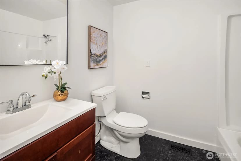 Property photo for 895 Wildwood Boulevard Sw, Issaquah photo 12