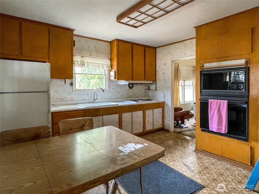 Property photo for 214 K Street Se, Auburn photo 6
