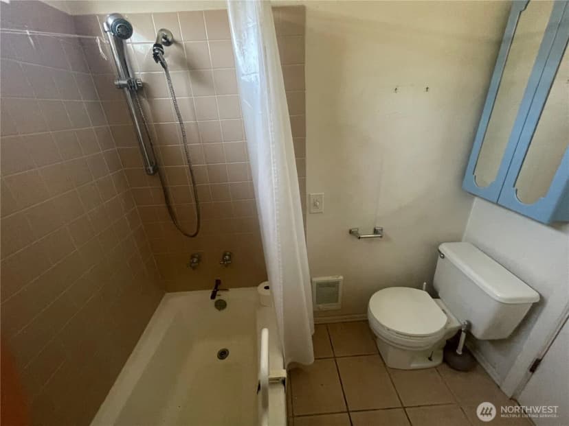 Property photo for 107 N Cedar Street, Omak photo 24