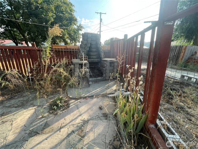 Property photo for 107 N Cedar Street, Omak photo 5