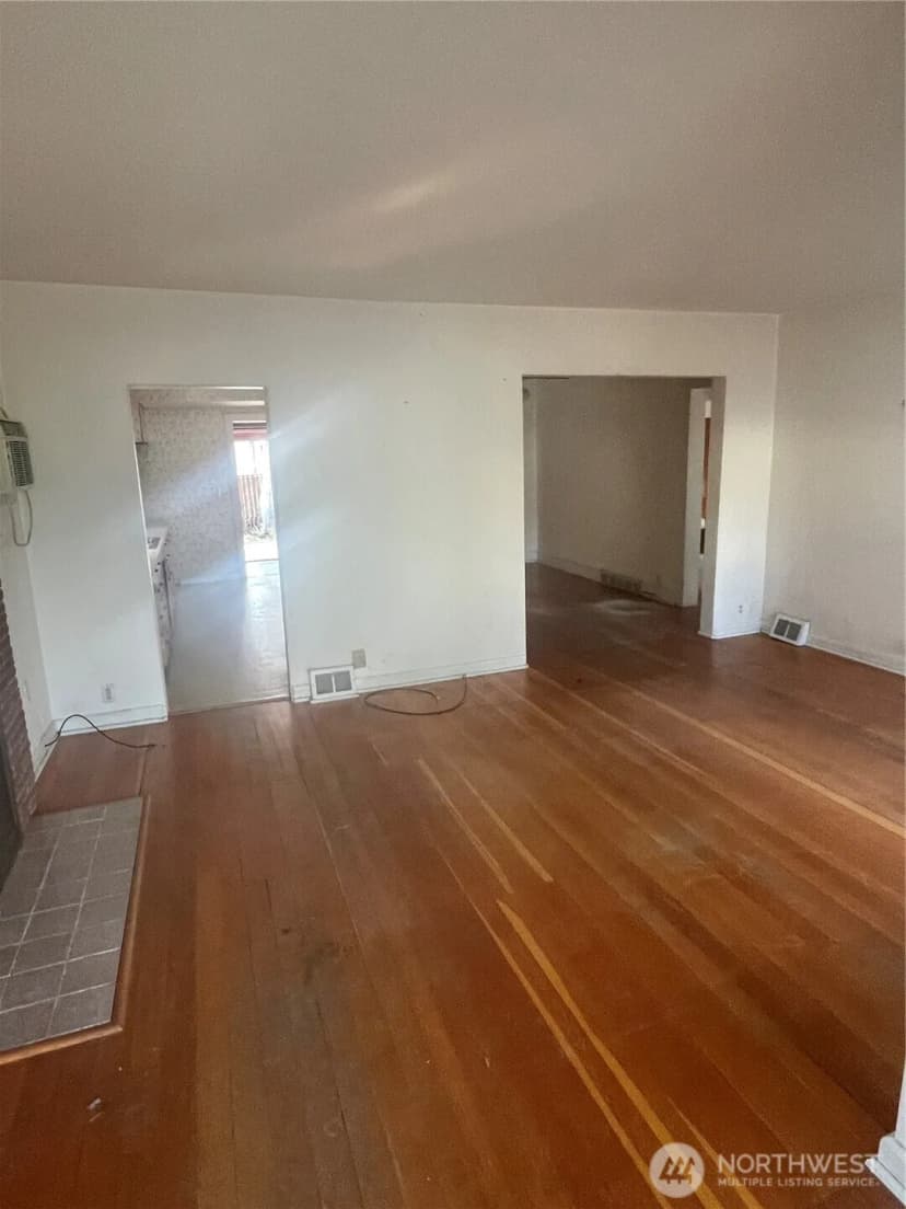 Property photo for 107 N Cedar Street, Omak photo 12