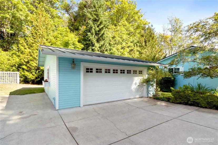 Property photo for 1403 S Head Avenue Sw, Lakebay photo 38
