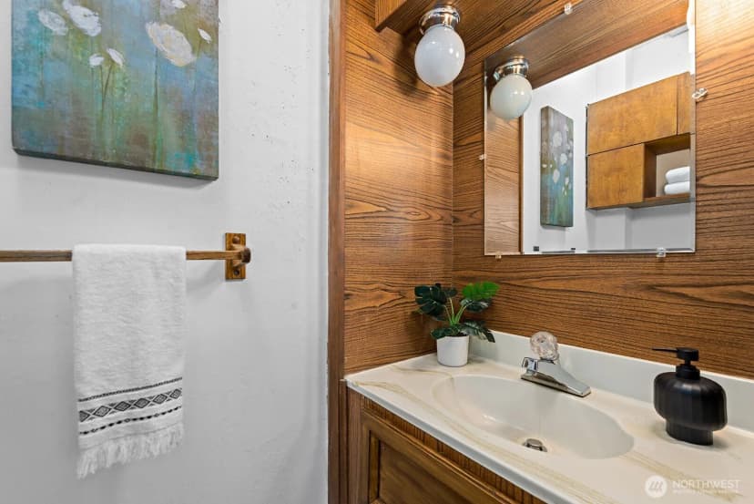 Property photo for 1416 Nw 197th Street, Shoreline photo 17