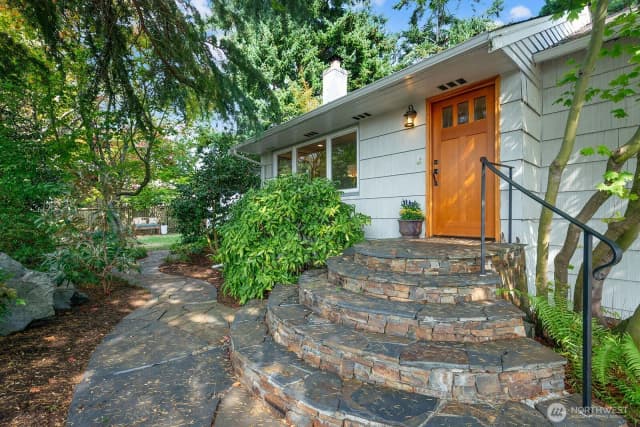Property photo for 1416 Nw 197th Street, Shoreline