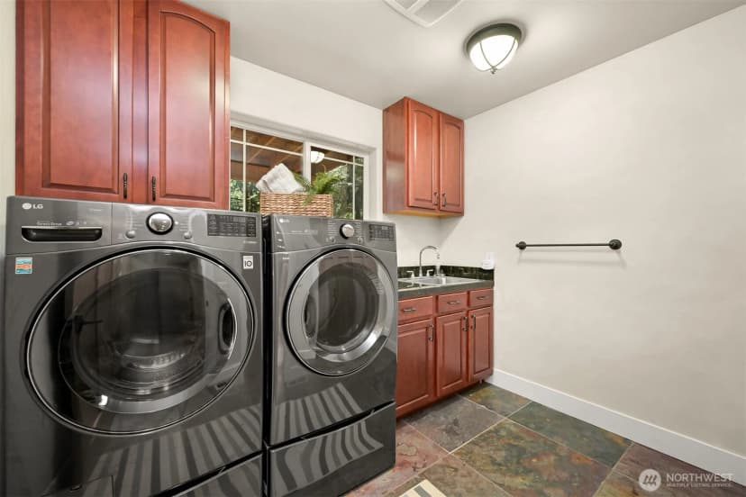 Property photo for 14 Gooseberry Circle, Bellingham photo 33