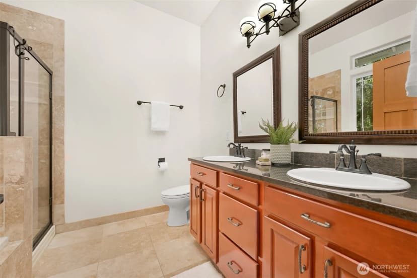 Property photo for 14 Gooseberry Circle, Bellingham photo 19