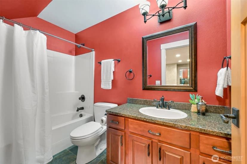 Property photo for 14 Gooseberry Circle, Bellingham photo 31