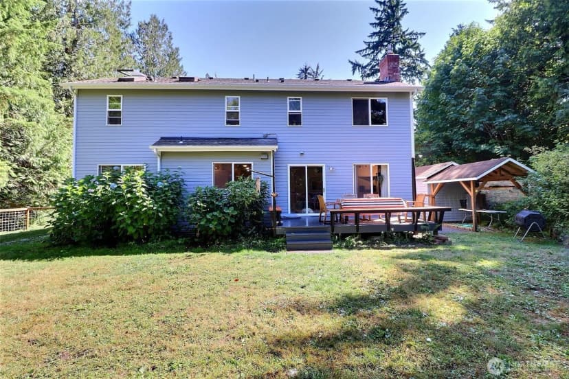 Property photo for 5578 Lynwood Center Road Ne, Bainbridge Island photo 35