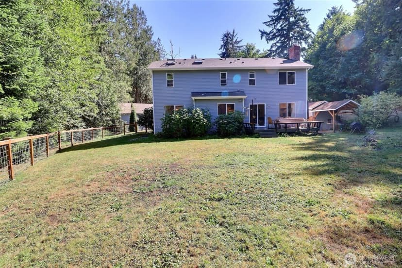 Property photo for 5578 Lynwood Center Road Ne, Bainbridge Island photo 34