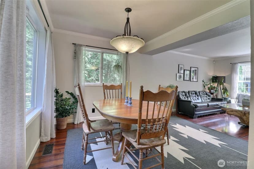 Property photo for 5578 Lynwood Center Road Ne, Bainbridge Island photo 9