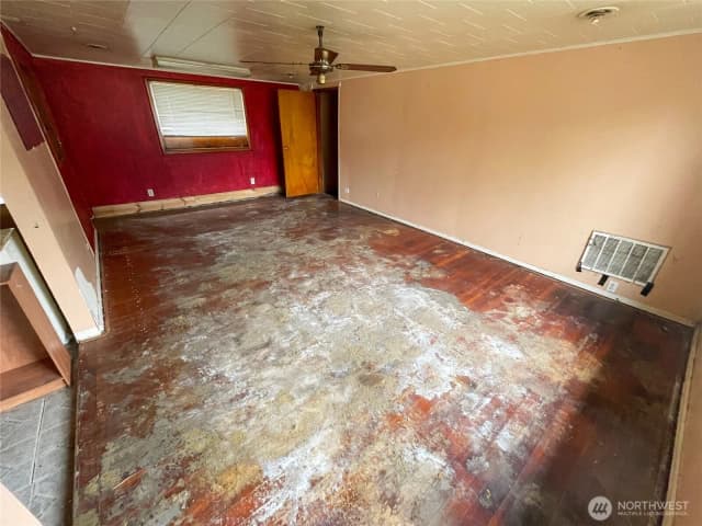 Property photo for 216 K Street Se, Auburn photo 4