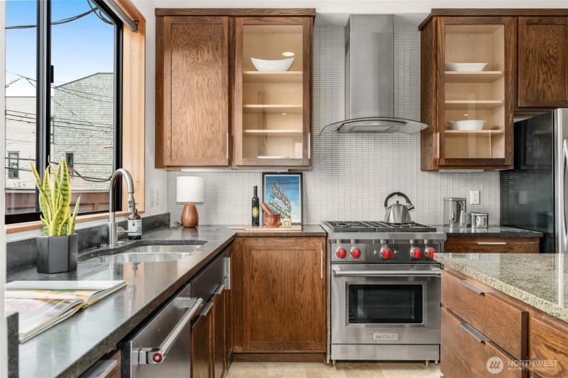 Property photo for 1945 7th Avenue W #a, Seattle photo 15