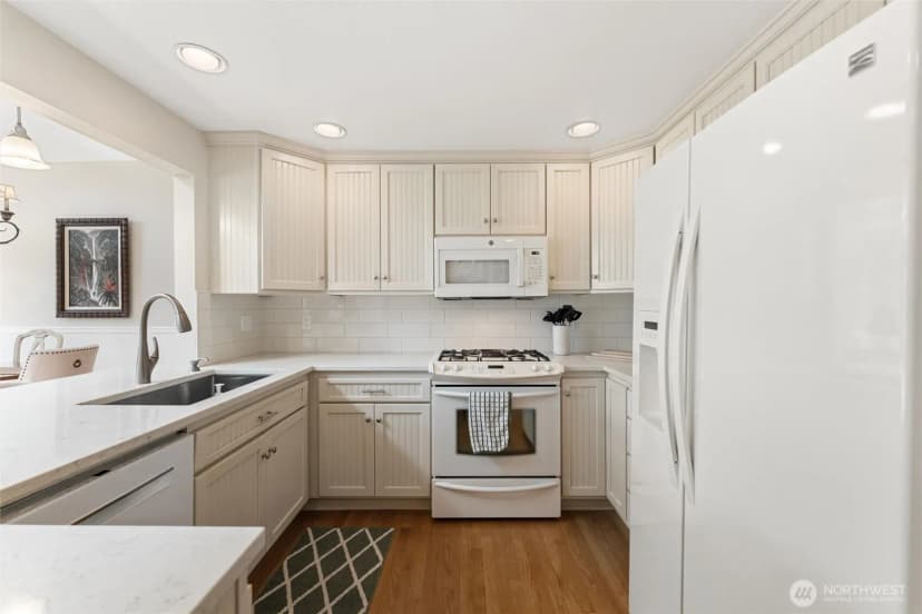 Property photo for 23122 35th Avenue Se, Bothell photo 6