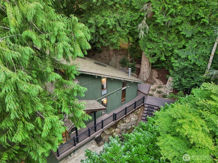 Property photo for 790 Highwood Drive Sw, Issaquah photo 34