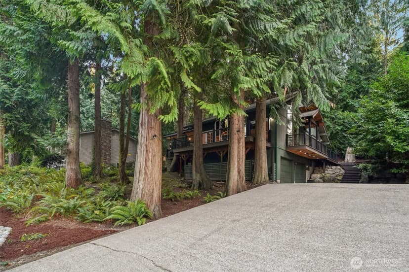 Property photo for 790 Highwood Drive Sw, Issaquah photo 32