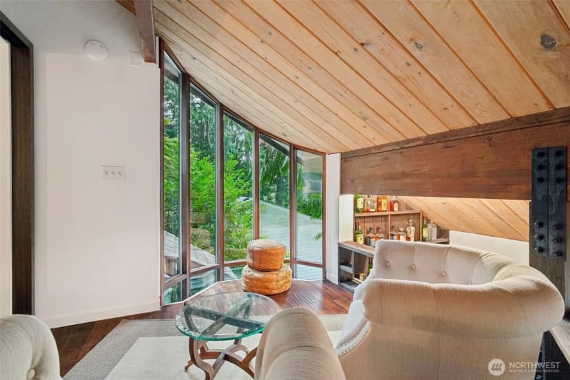 Property photo for 790 Highwood Drive Sw, Issaquah photo 21