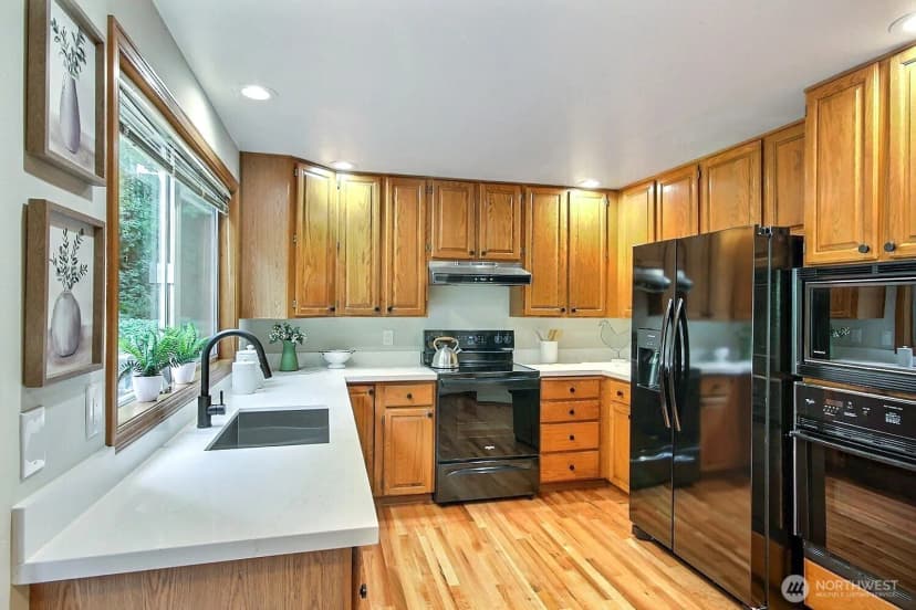 Property photo for 23518 Se 253rd Place, Maple Valley photo 10