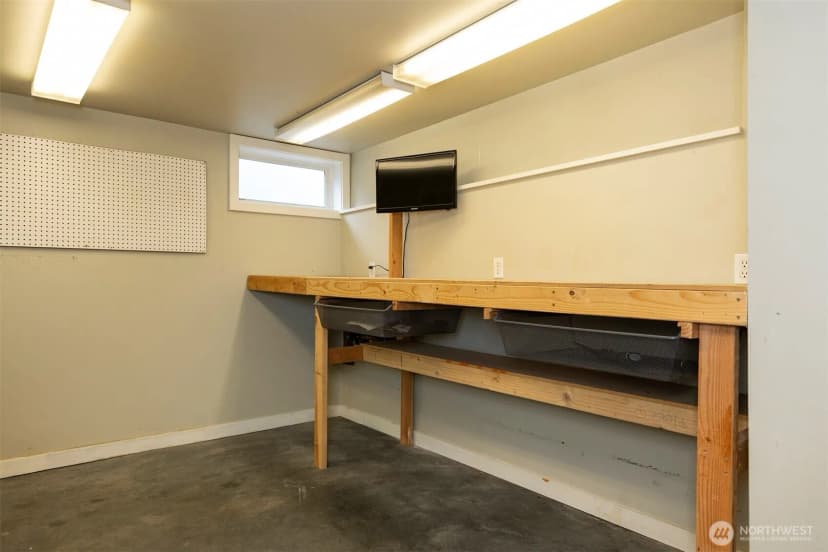 Property photo for 7 Newell Street, Seattle photo 29