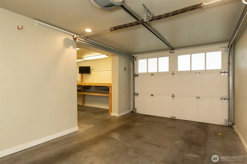 Property photo for 7 Newell Street, Seattle photo 30