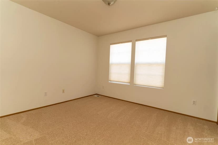 Property photo for 2322 Se 2nd Court, Renton photo 15