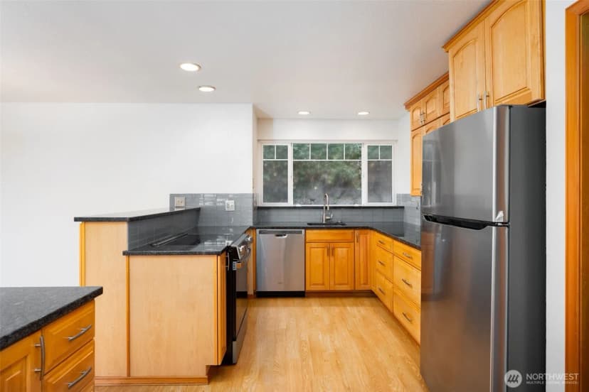 Property photo for 12227 Possession Lane, Edmonds photo 32