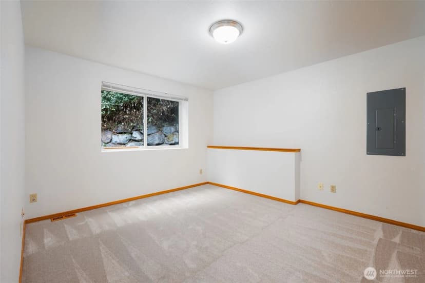 Property photo for 12227 Possession Lane, Edmonds photo 34