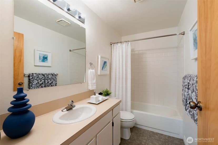 Property photo for 12227 Possession Lane, Edmonds photo 28